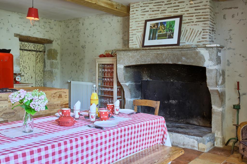Maison D'Hotes Rouge Bordeaux Auros Dış mekan fotoğraf